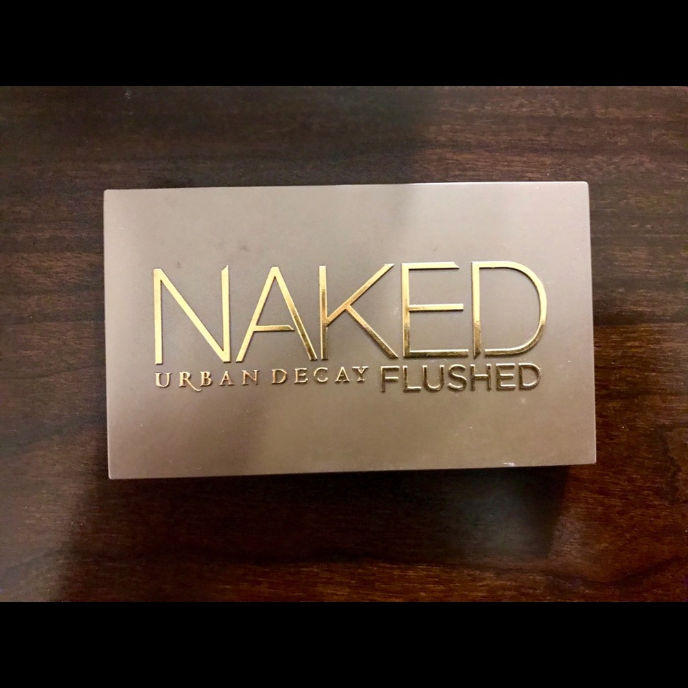 Urban Decay Naked Flushed — STREAK